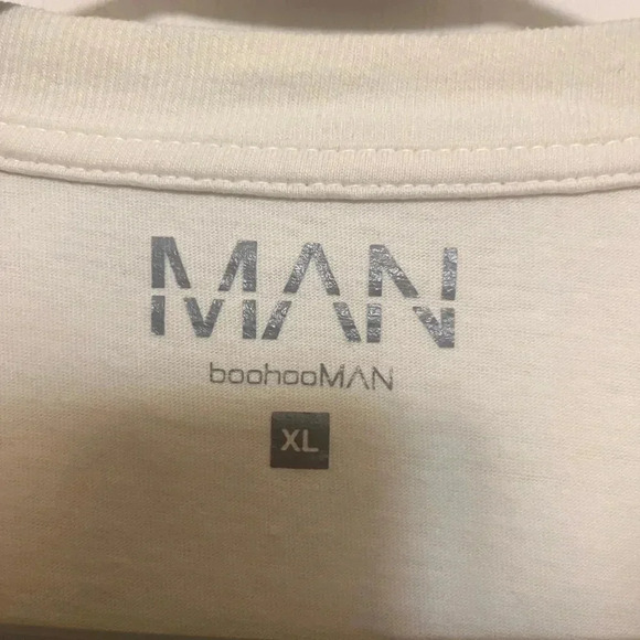 BooHooMan Savage Graphic Tee - Picture 5 of 7